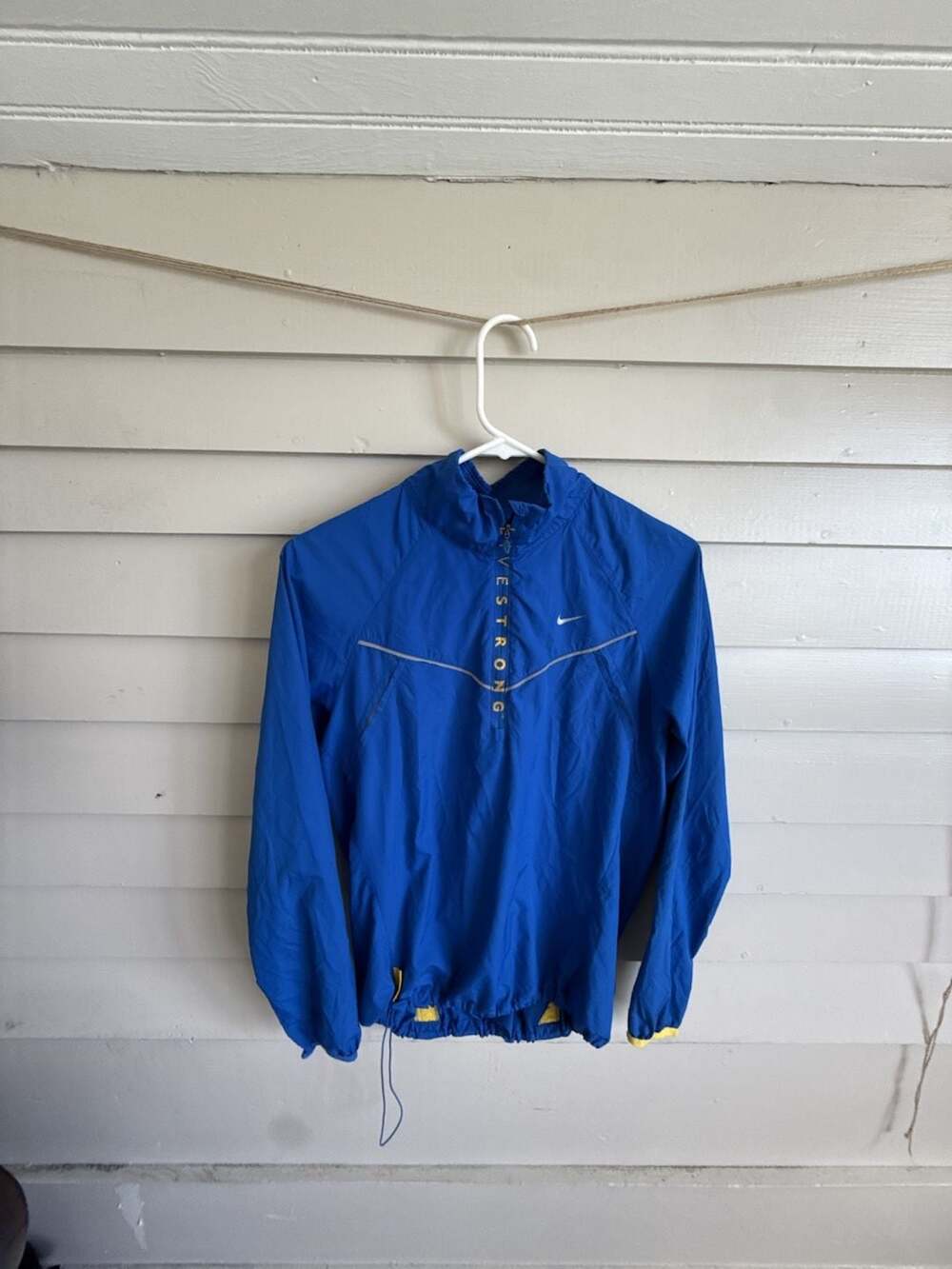 Nike Livestrong Half-Zip Windbreaker Size M Royal Blue